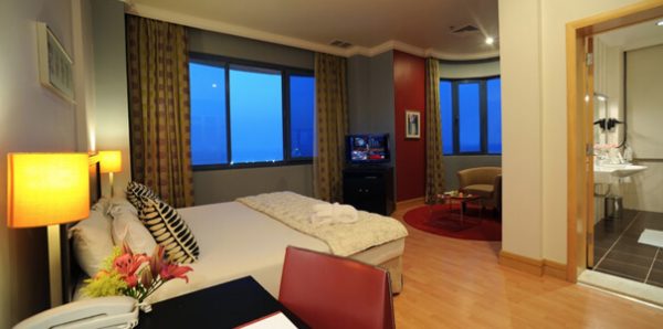 Deluxe Room – Le Royal Corniche - Image 2